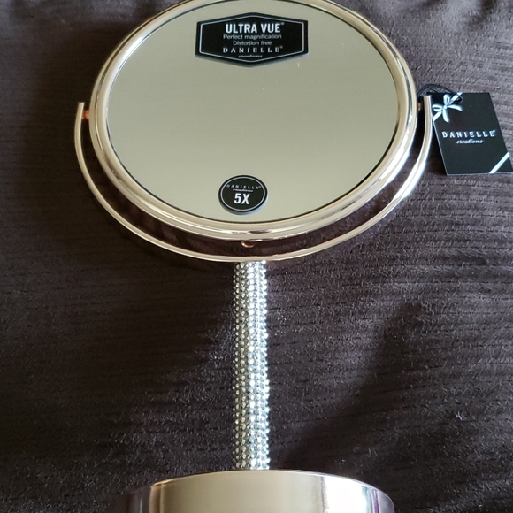 Danielle creations Other - Bling stand up mirror
